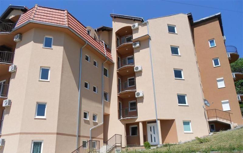 شقة Ema Lux - Zgrada Panorama سوكو بانيا المظهر الخارجي الصورة